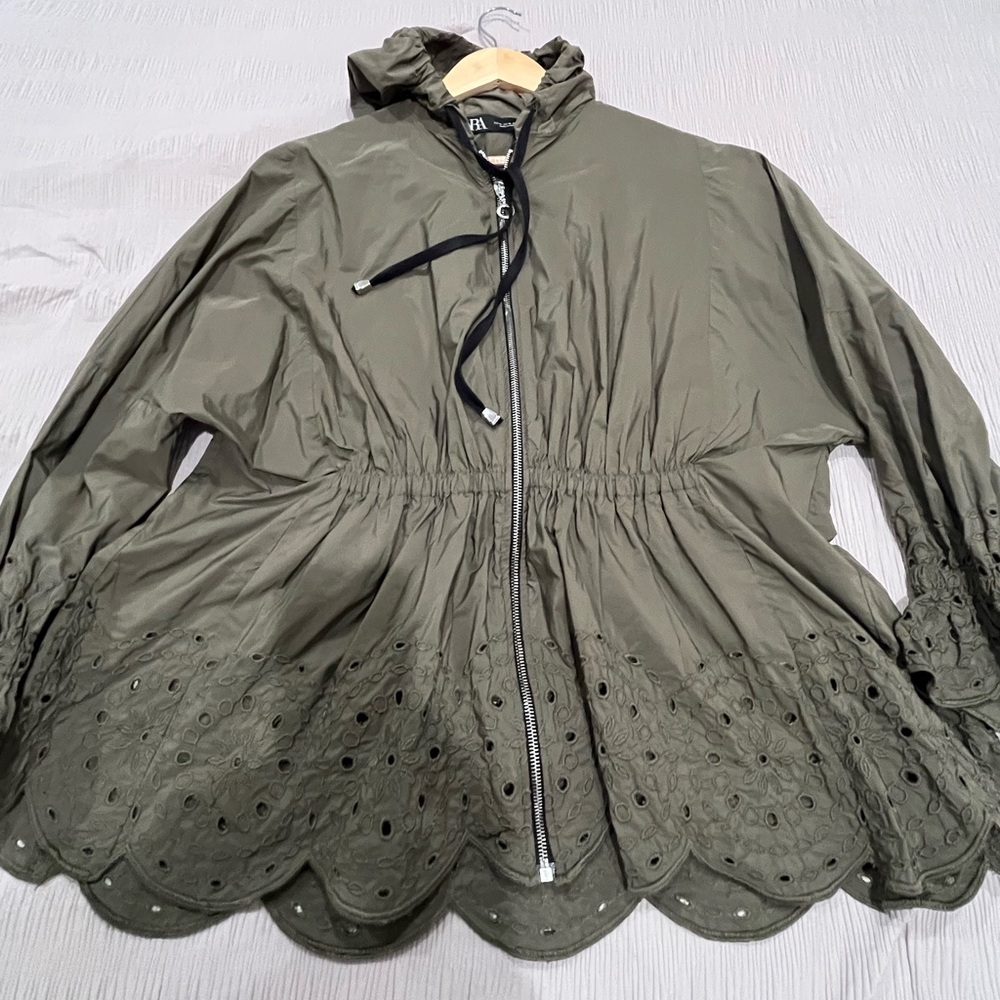Zara Women's Olive Rain ☔️ Jacket - Size XS